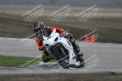 media/Nov-29-2025-TrackDaz (Sat) [[10ae2d9bce]]/B Group/Session 3 (Outside Grapevine)/